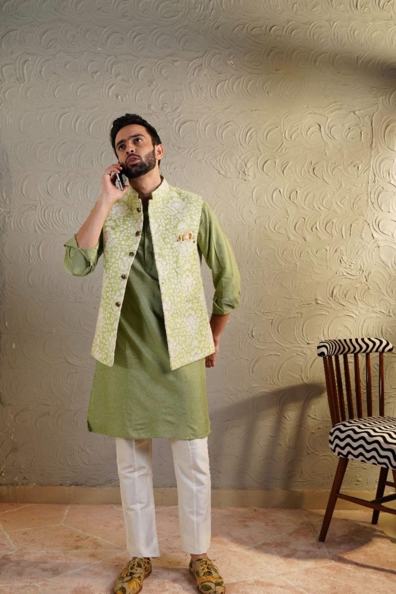 Thread Work Jacket With Monotone Green Kurta - Image 3
