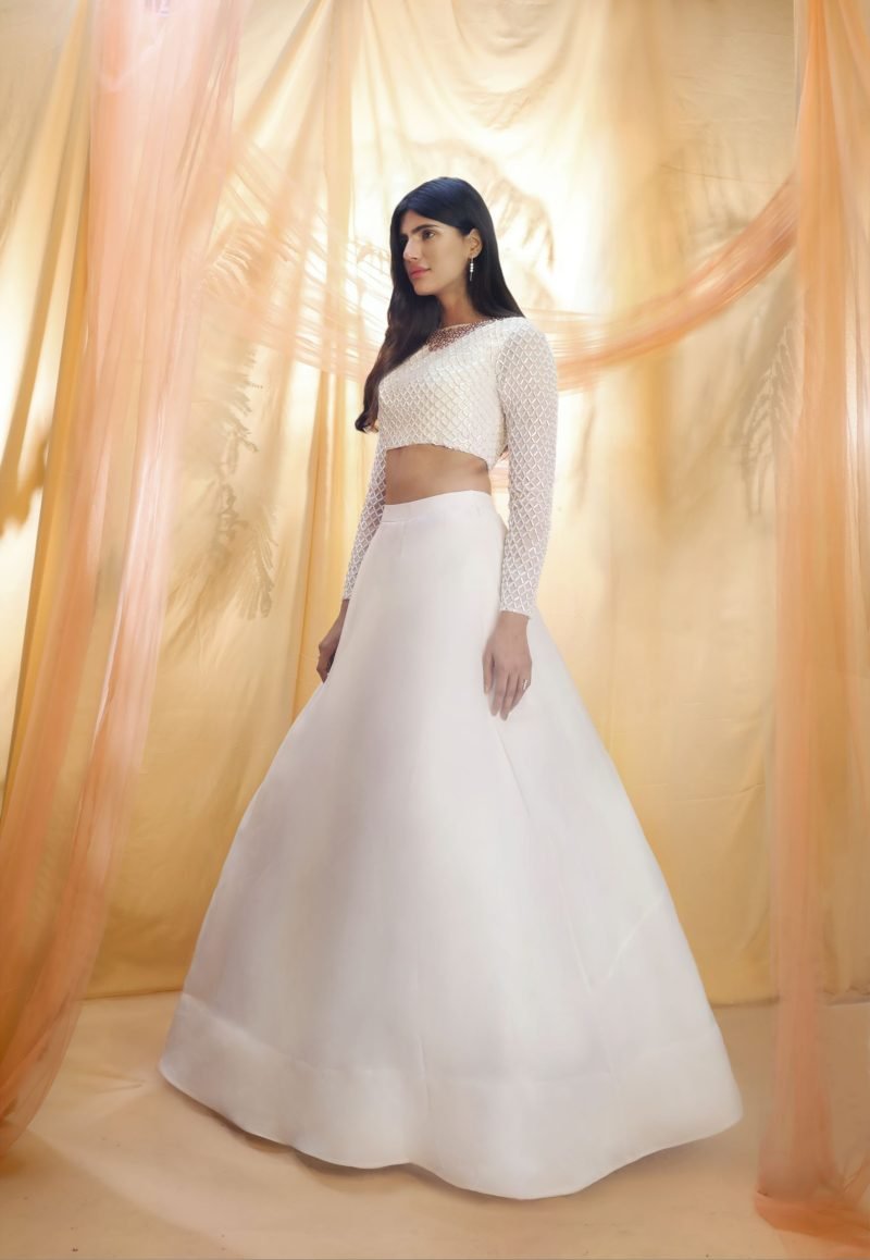 Off White Lehenga With An Embroidered Blouse - Image 3