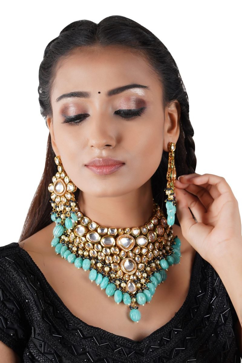 Blue Color Kundan Choker Jewellery Set