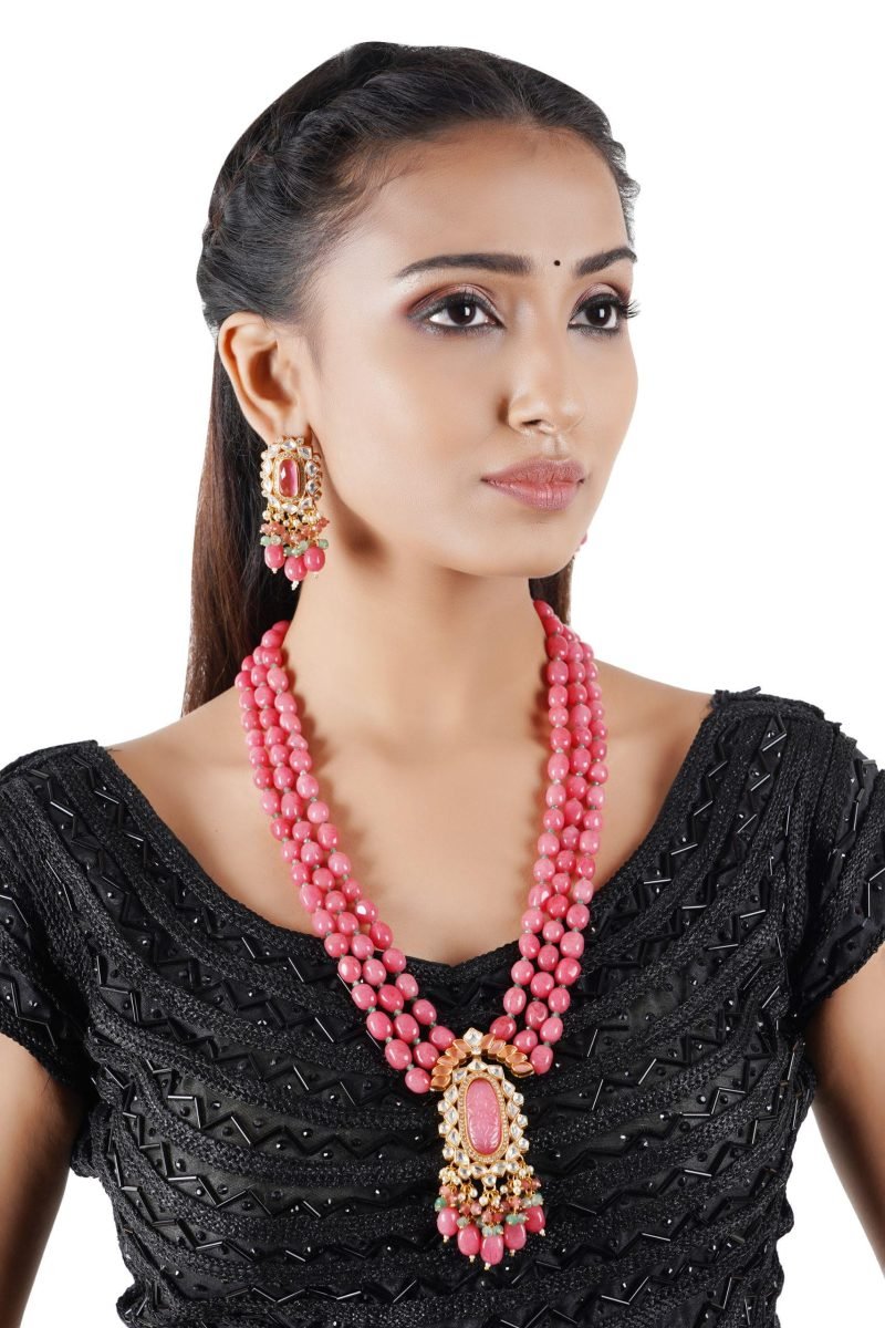 Peach Beaded Pendant Necklace Jewellery Set