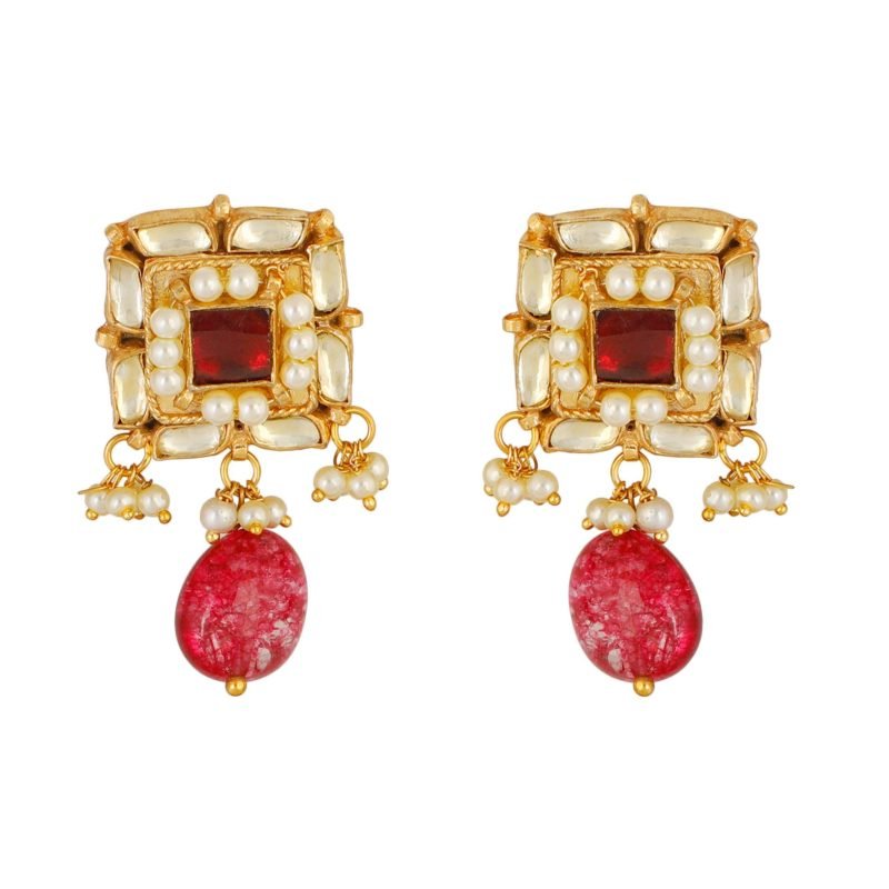 Red Kundan Geometric Pendant Choker Jewellery Set - Image 3