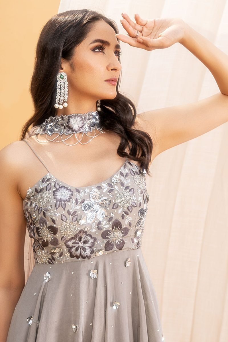 Floral Embroidered High Waist Grey Pant & Choker Style Dupatta - Image 2